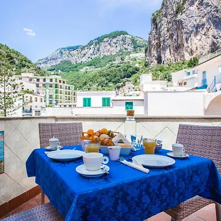 La Piazzetta 4*