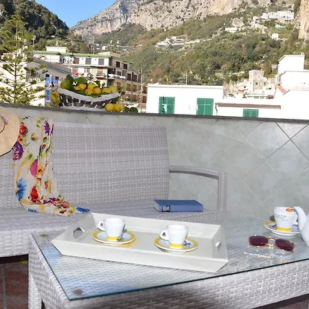 La Piazzetta 4*