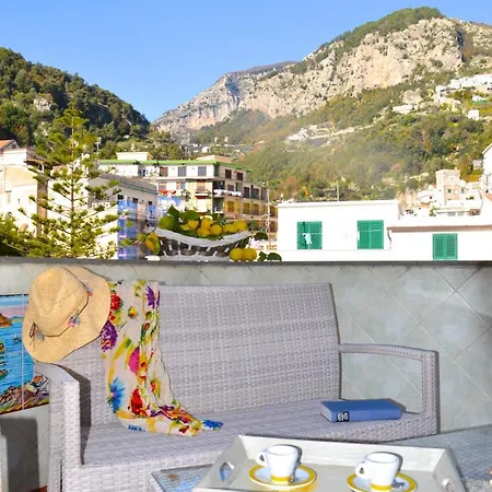 La Piazzetta 4*